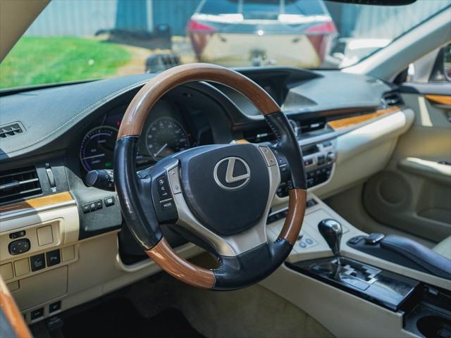 used 2015 Lexus ES 300h car, priced at $12,000