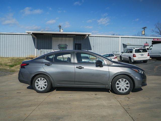 used 2021 Nissan Versa car