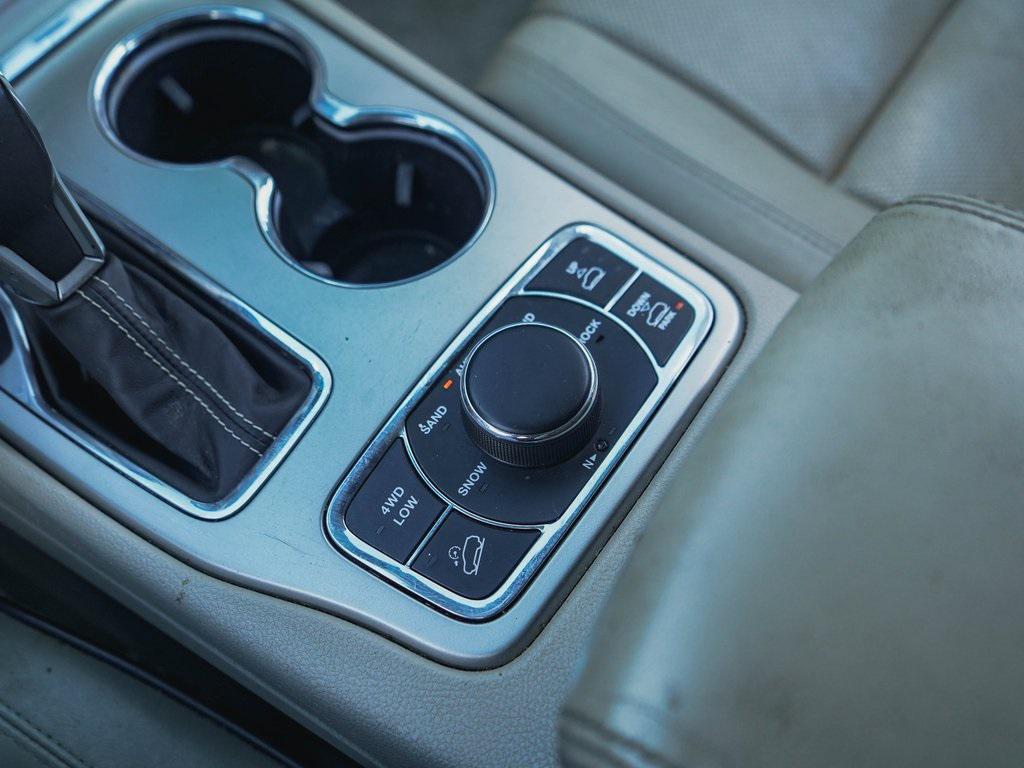 used 2017 Jeep Grand Cherokee car, priced at $18,000