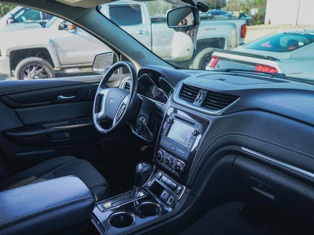 used 2017 Chevrolet Traverse car, priced at $12,000