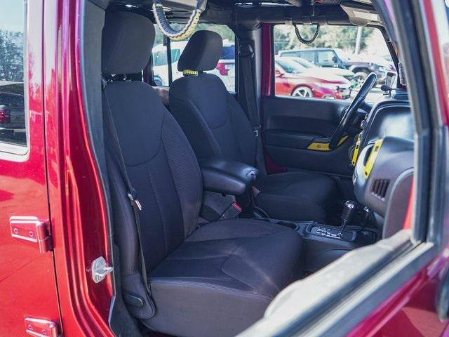 used 2013 Jeep Wrangler Unlimited car, priced at $14,000