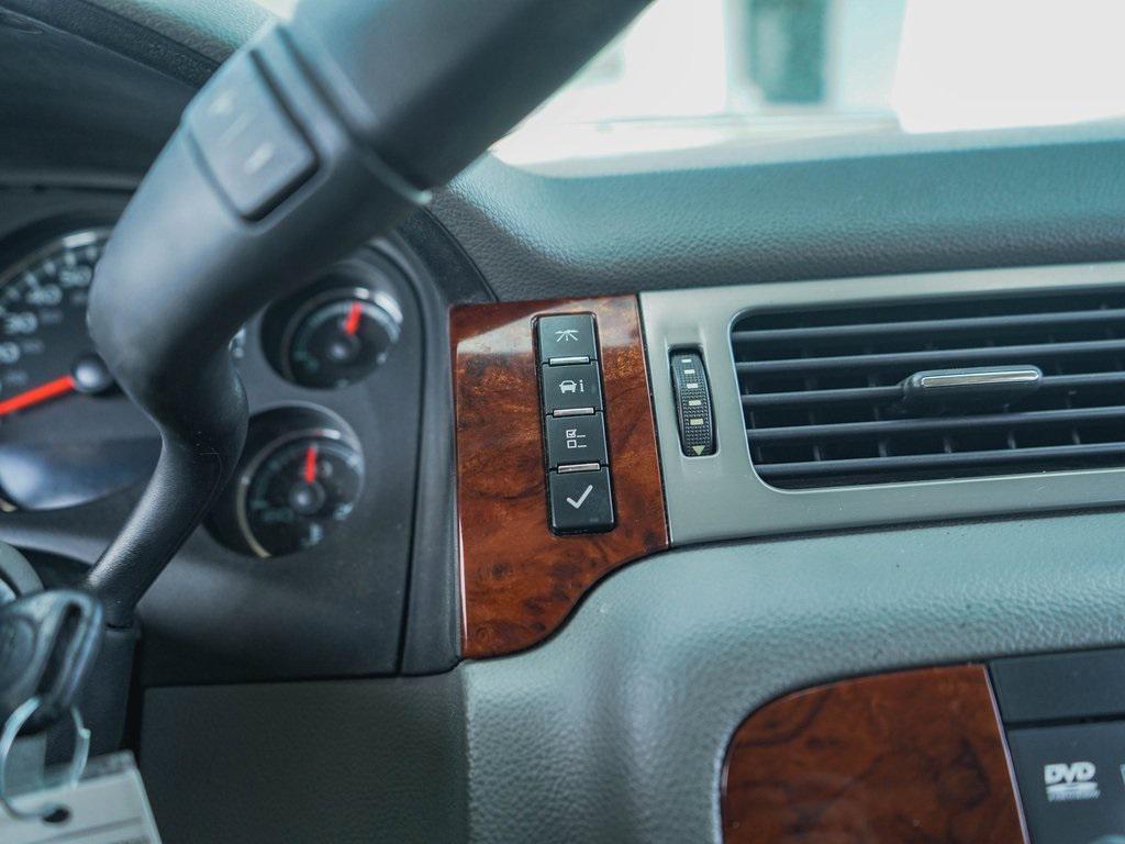 used 2012 Chevrolet Tahoe car, priced at $9,500