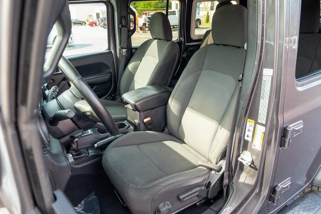 used 2018 Jeep Wrangler Unlimited car, priced at $18,472