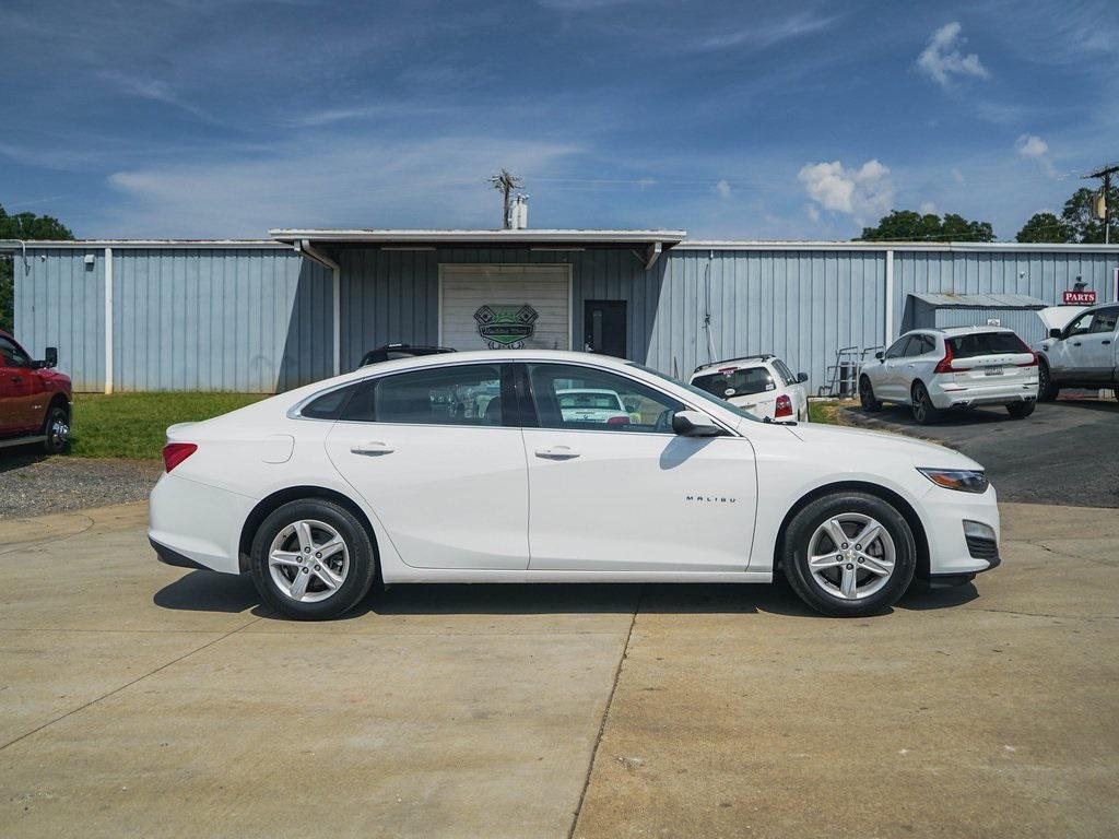 used 2020 Chevrolet Malibu car, priced at $15,500