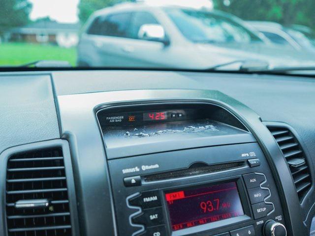 used 2011 Kia Sorento car, priced at $5,900
