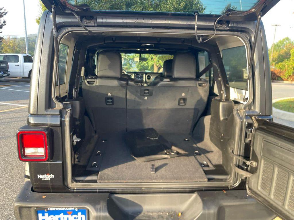 used 2021 Jeep Wrangler Unlimited car, priced at $31,900