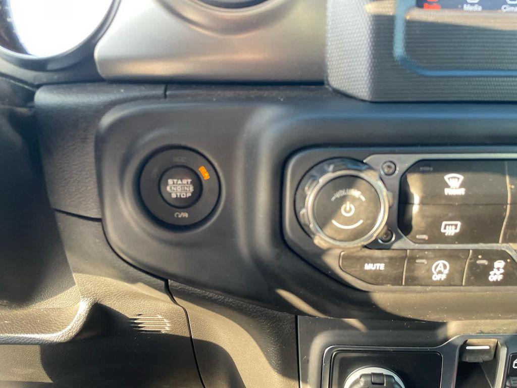 used 2021 Jeep Wrangler Unlimited car, priced at $31,900