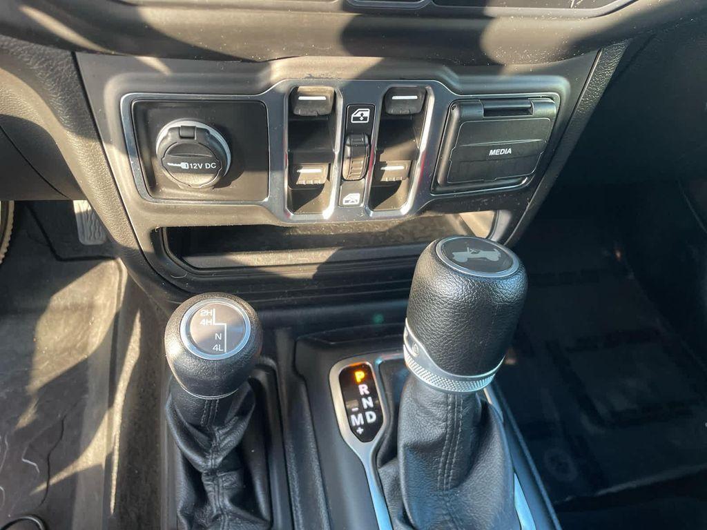 used 2021 Jeep Wrangler Unlimited car, priced at $31,900