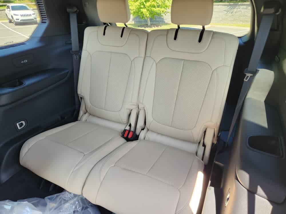 new 2025 Jeep Grand Cherokee L car, priced at $55,590