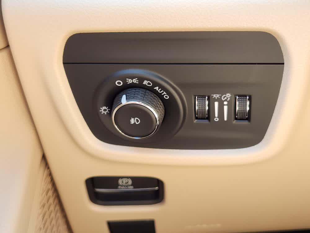 new 2025 Jeep Grand Cherokee L car, priced at $55,590