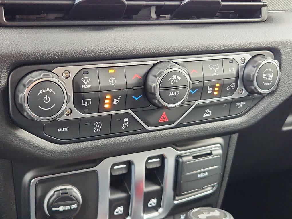 new 2026 Jeep Wrangler car, priced at $52,415