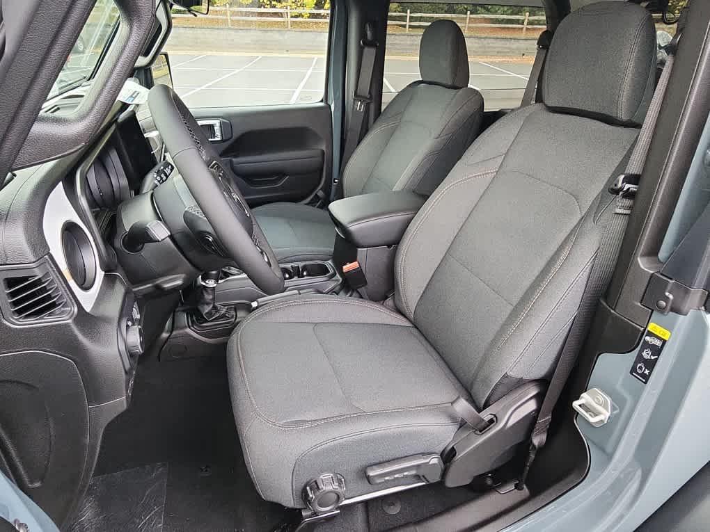 new 2026 Jeep Wrangler car, priced at $52,415