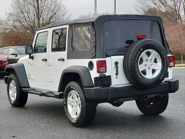 used 2015 Jeep Wrangler Unlimited car, priced at $18,795