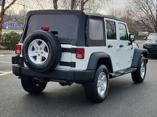 used 2015 Jeep Wrangler Unlimited car, priced at $18,795