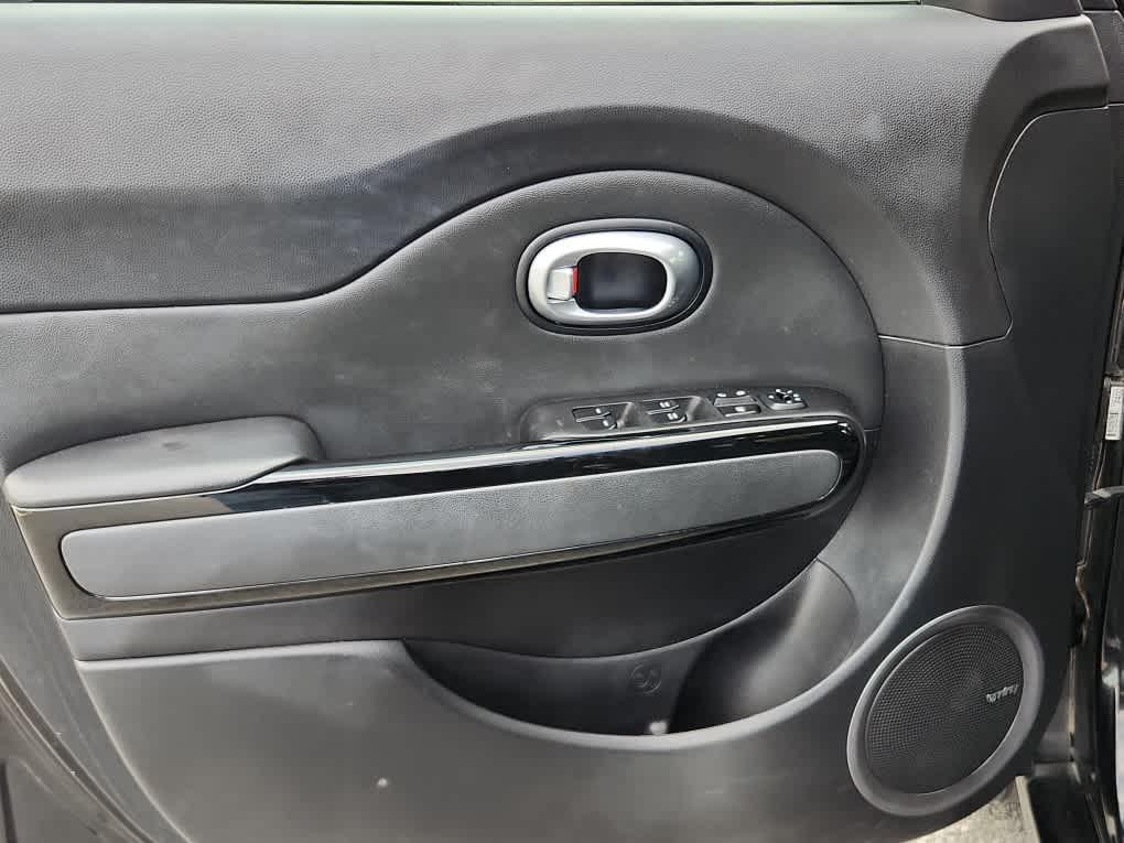 used 2016 Kia Soul car, priced at $8,977