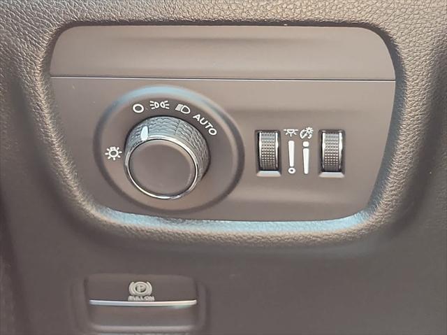 new 2025 Jeep Grand Cherokee car, priced at $48,375