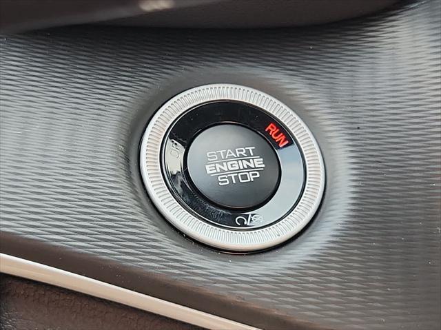 new 2025 Jeep Grand Cherokee car, priced at $48,375
