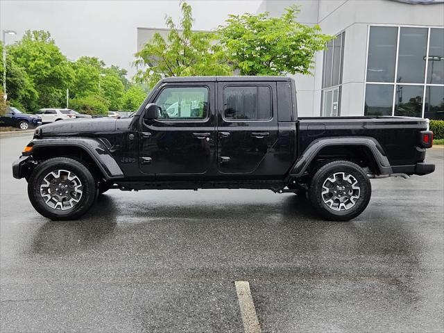 new 2024 Jeep Gladiator car, priced at $52,999