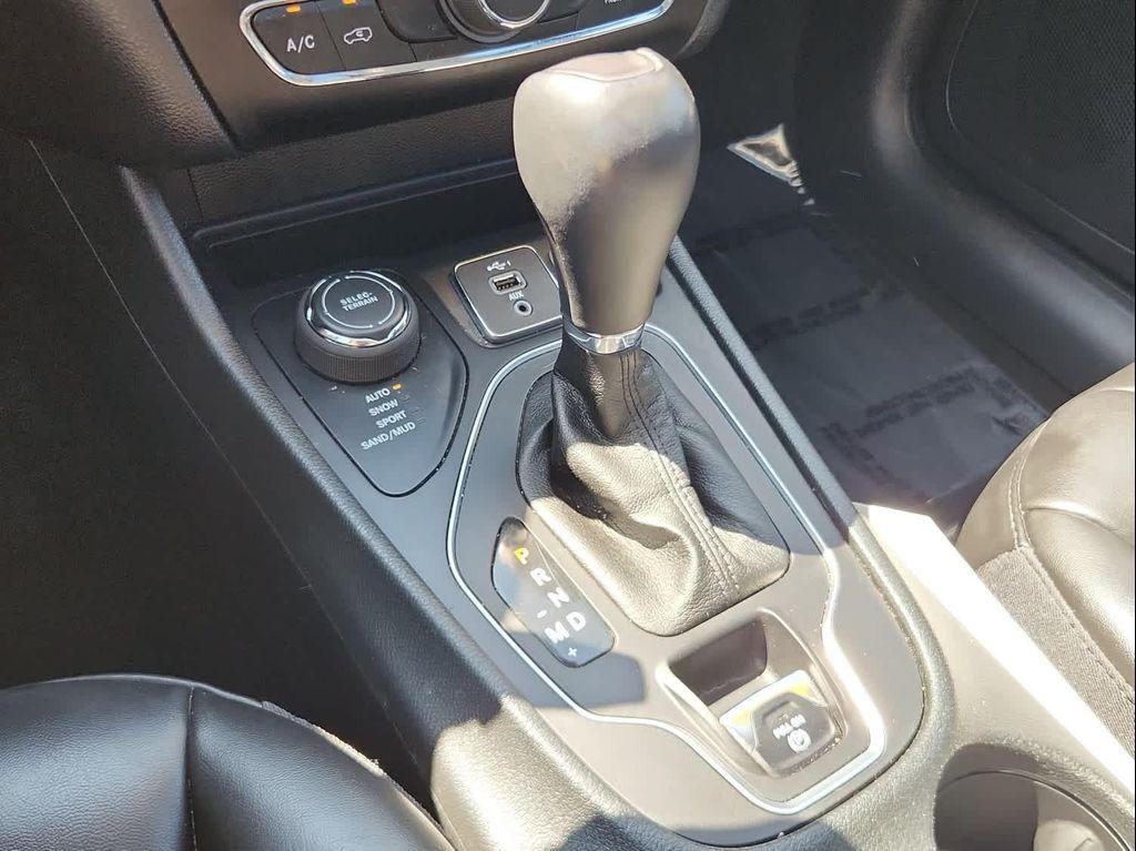 used 2022 Jeep Cherokee car, priced at $25,500