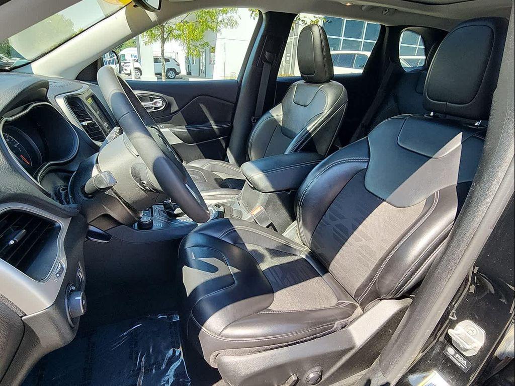 used 2022 Jeep Cherokee car, priced at $25,500