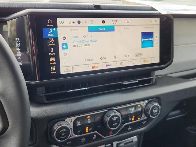 new 2025 Jeep Gladiator car, priced at $50,990