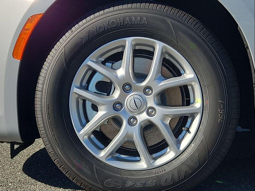 new 2026 Chrysler Pacifica car, priced at $50,450