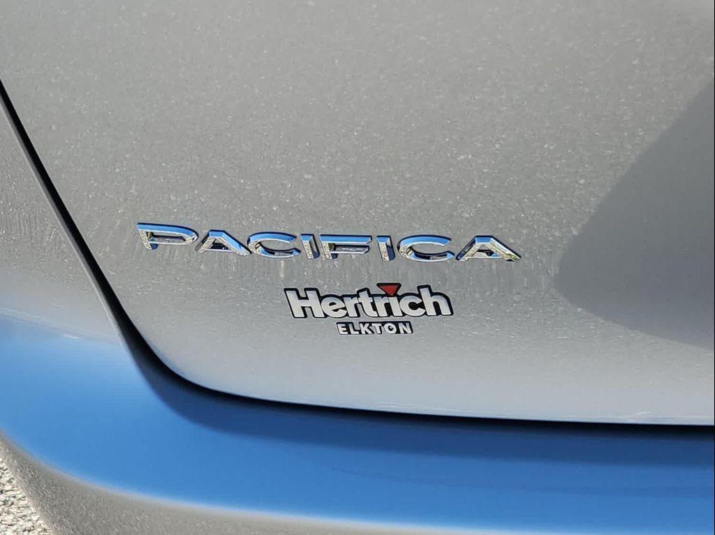 new 2026 Chrysler Pacifica car, priced at $50,450
