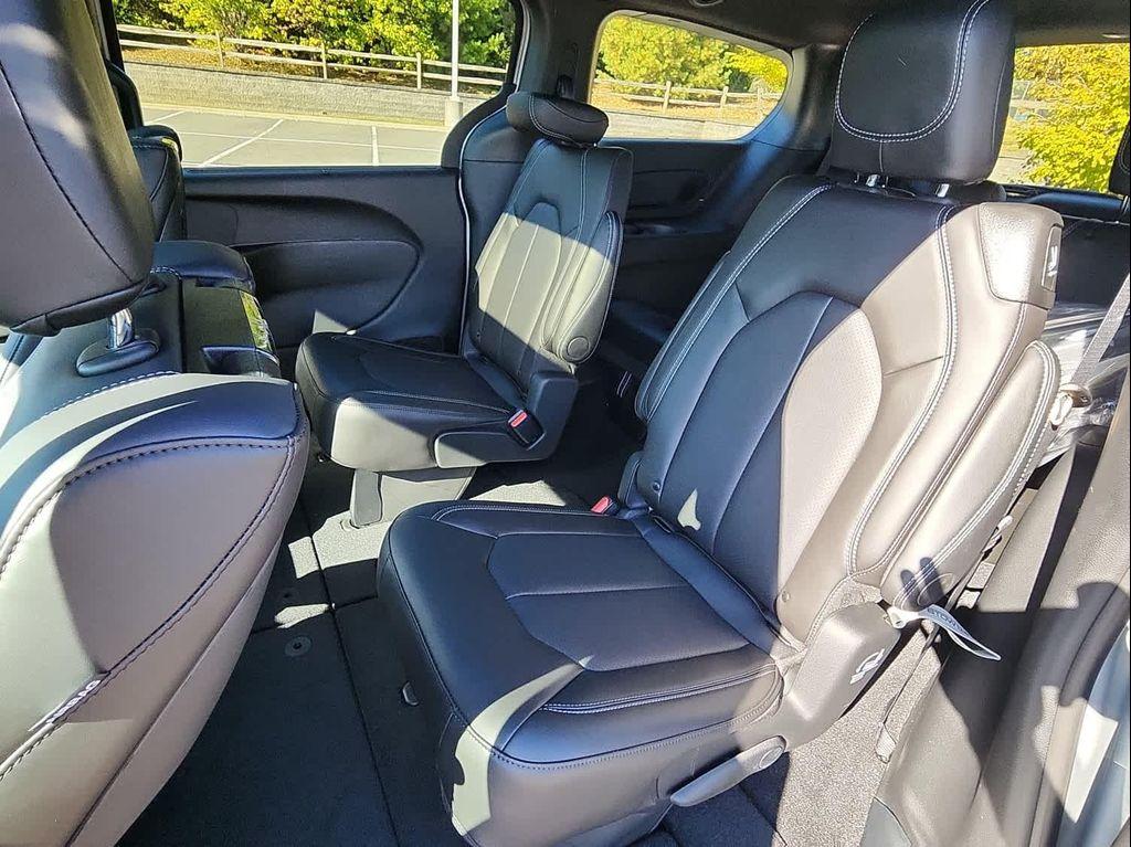 new 2026 Chrysler Pacifica car, priced at $50,450