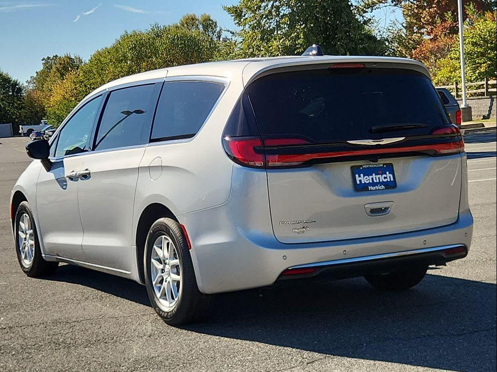 new 2026 Chrysler Pacifica car, priced at $50,450