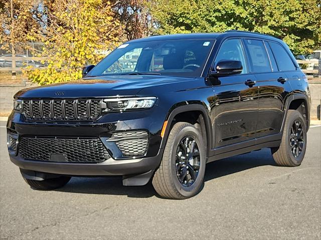 new 2025 Jeep Grand Cherokee car, priced at $44,947