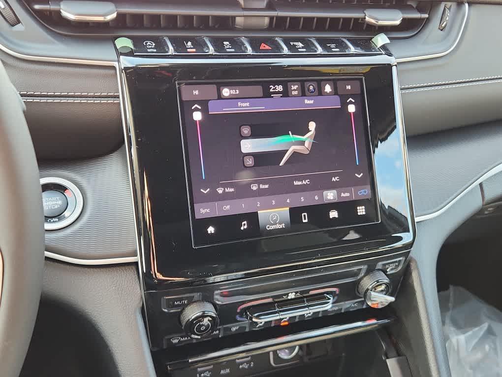 new 2025 Jeep Grand Cherokee L car, priced at $42,755