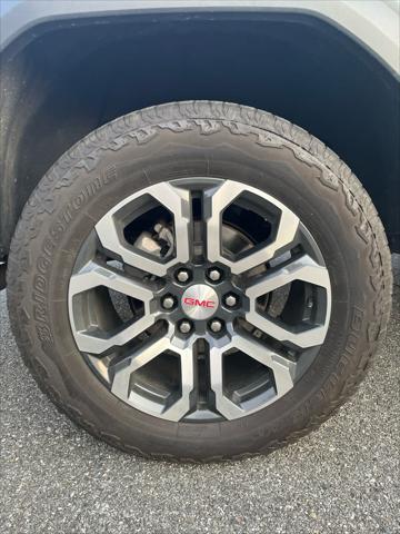 used 2024 GMC Canyon car, priced at $39,997
