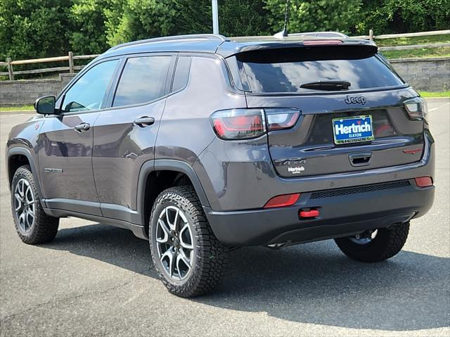 new 2024 Jeep Compass car, priced at $41,135