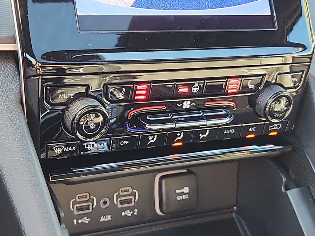 new 2025 Jeep Grand Cherokee car, priced at $47,757