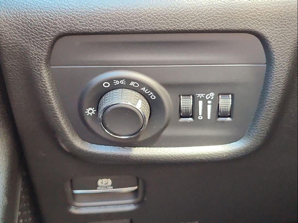 new 2025 Jeep Grand Cherokee L car, priced at $49,212