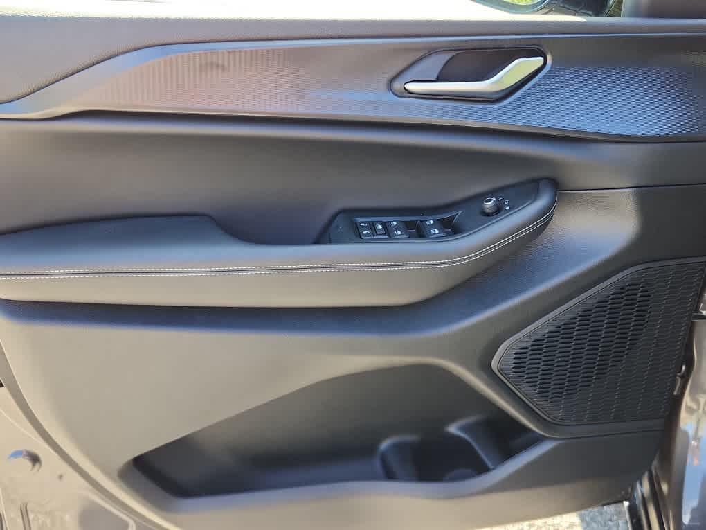 new 2025 Jeep Grand Cherokee L car, priced at $49,712