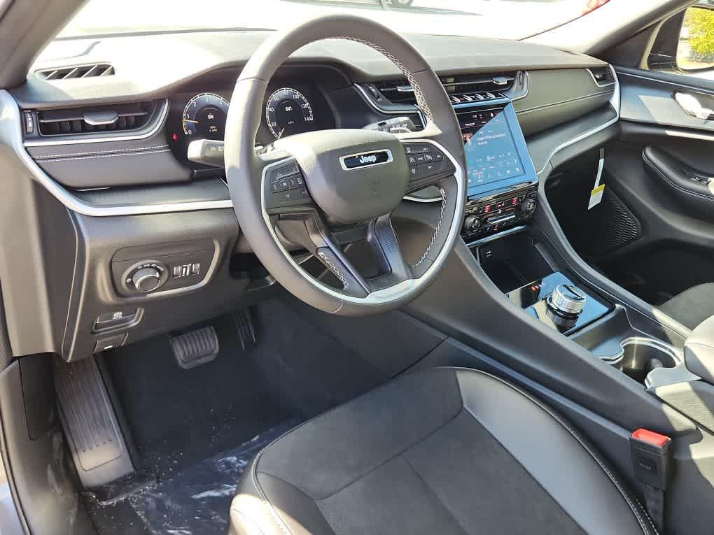 new 2025 Jeep Grand Cherokee L car, priced at $49,712