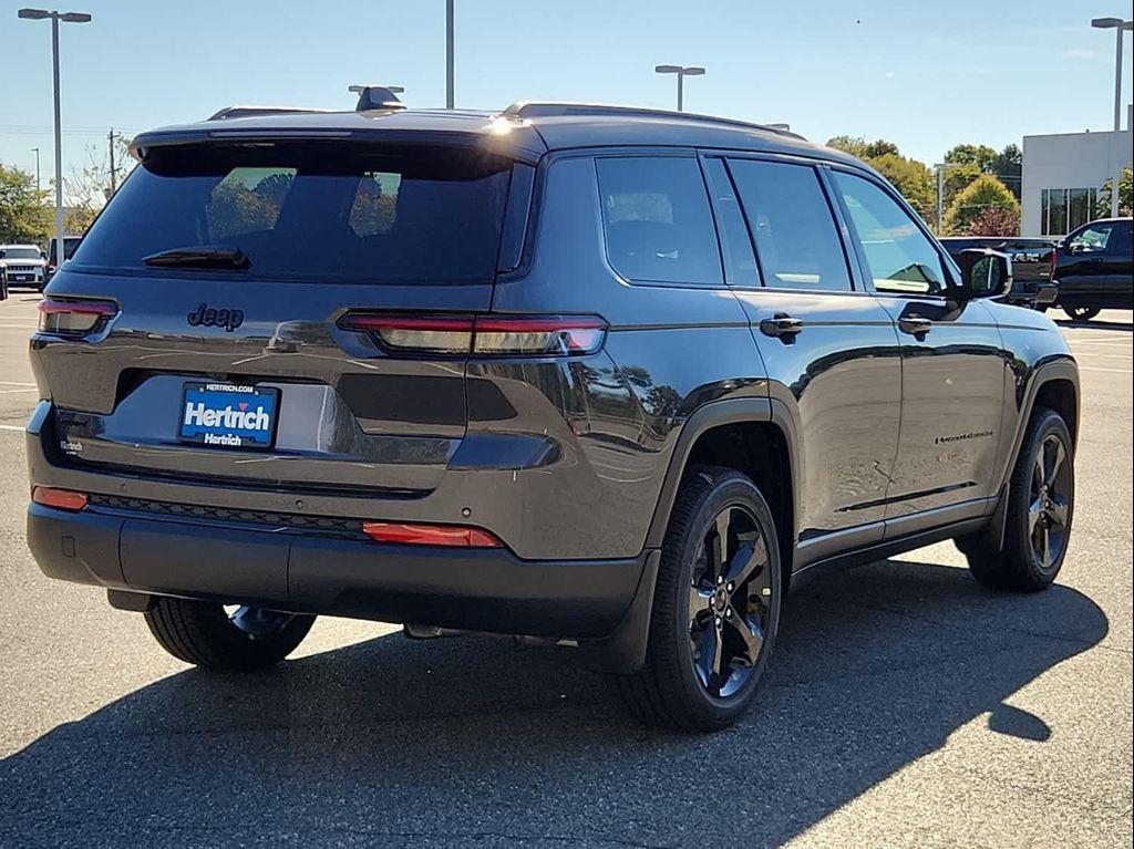 new 2025 Jeep Grand Cherokee L car, priced at $49,712