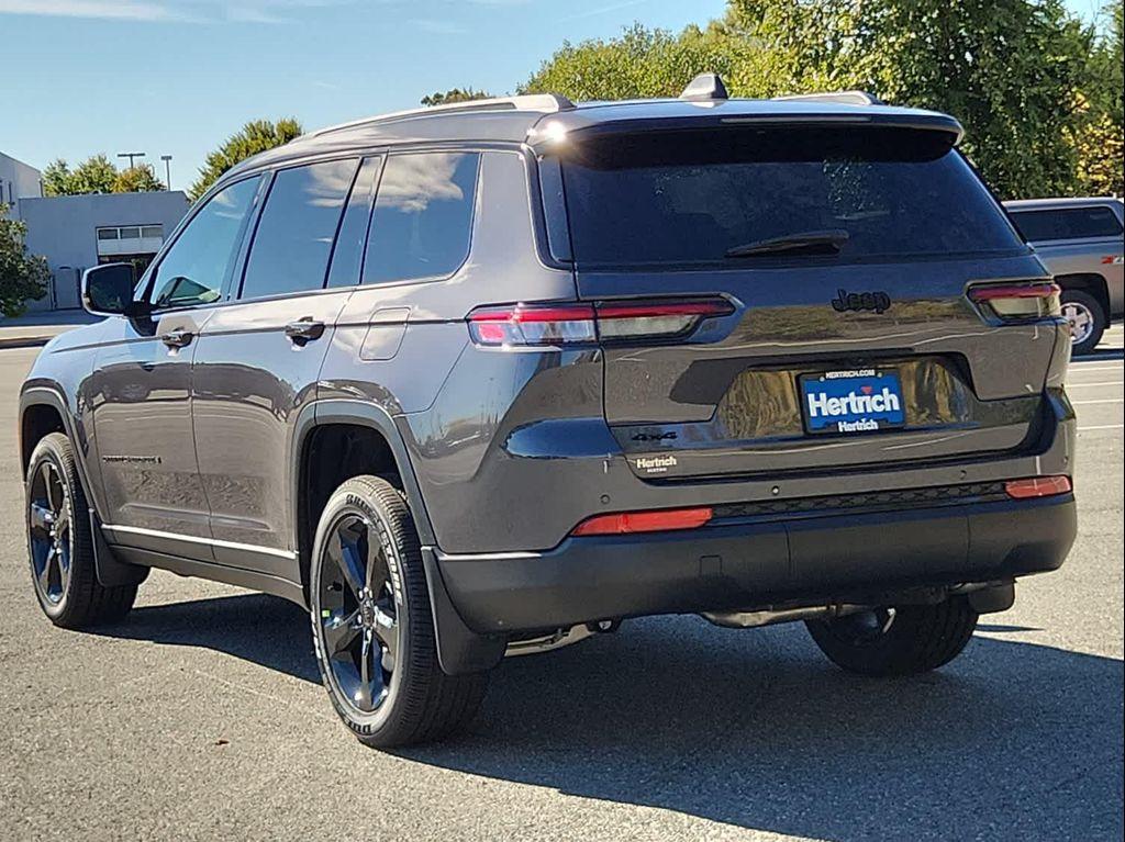 new 2025 Jeep Grand Cherokee L car, priced at $49,712