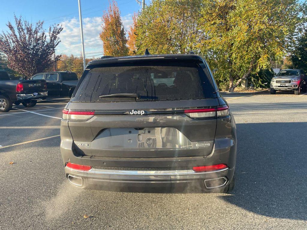 used 2024 Jeep Grand Cherokee car, priced at $44,377