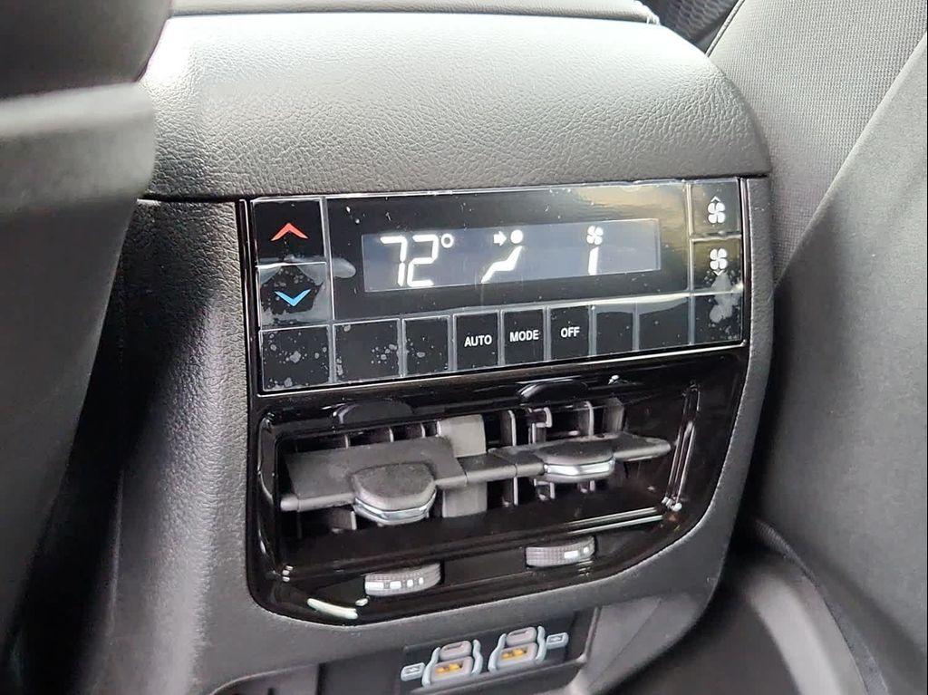 new 2025 Jeep Grand Cherokee L car, priced at $46,986