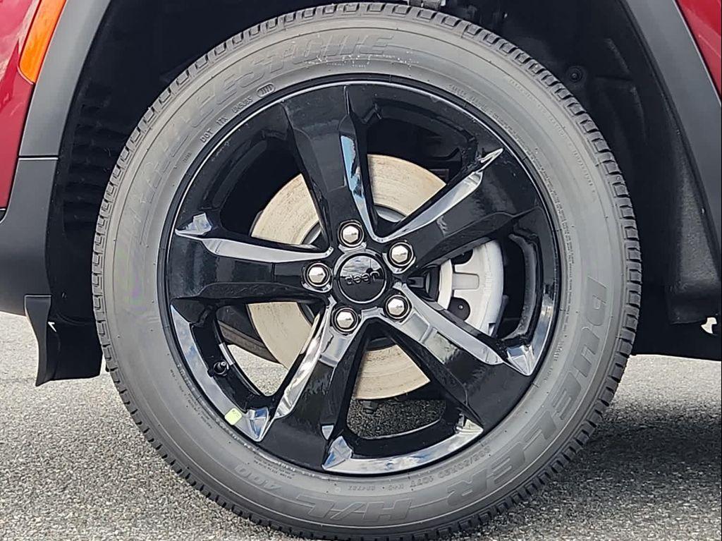 new 2025 Jeep Grand Cherokee L car, priced at $46,986