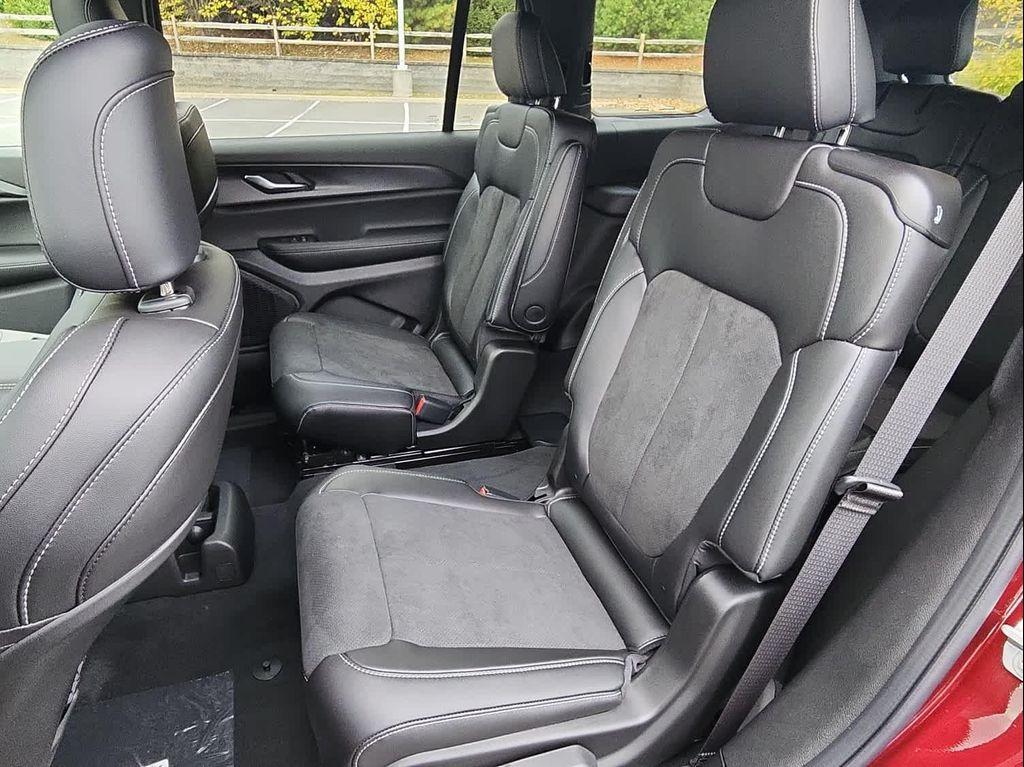 new 2025 Jeep Grand Cherokee L car, priced at $46,986