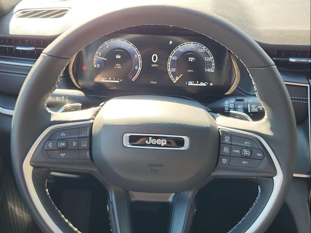 new 2025 Jeep Grand Cherokee L car, priced at $49,702