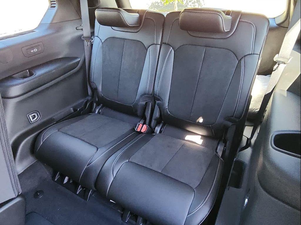 new 2025 Jeep Grand Cherokee L car, priced at $49,702