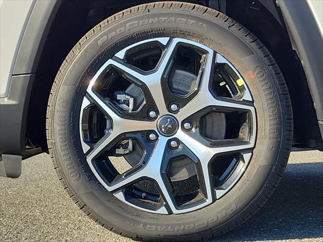 new 2025 Jeep Compass car, priced at $36,549