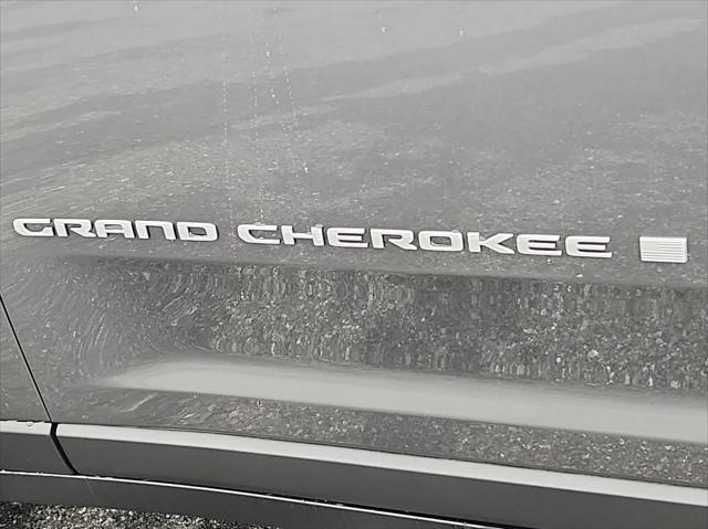 new 2024 Jeep Grand Cherokee car, priced at $55,700