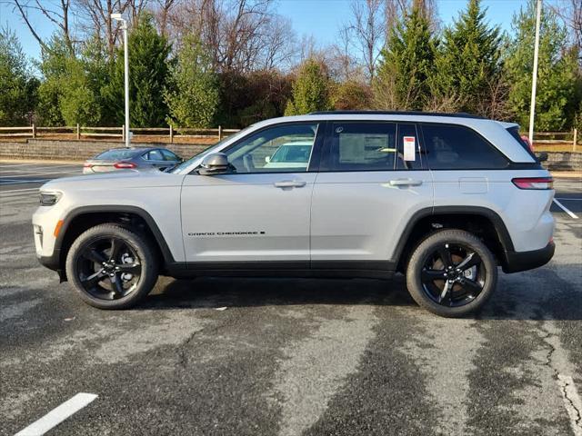 new 2025 Jeep Grand Cherokee car, priced at $55,460