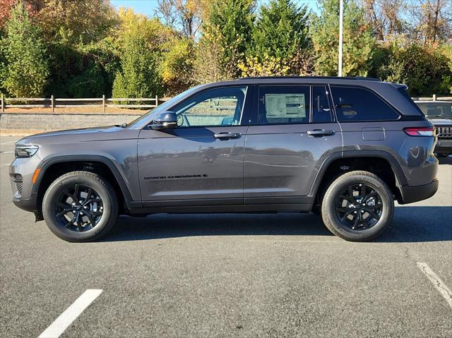 new 2025 Jeep Grand Cherokee car, priced at $45,047