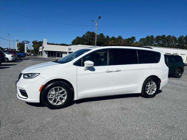 used 2022 Chrysler Pacifica car, priced at $23,998